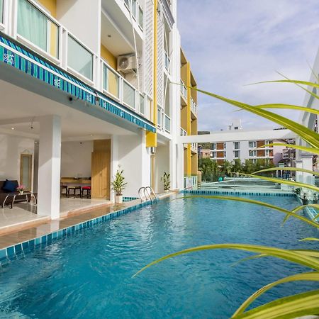 Triple Three Patong Hotel Ngoại thất bức ảnh