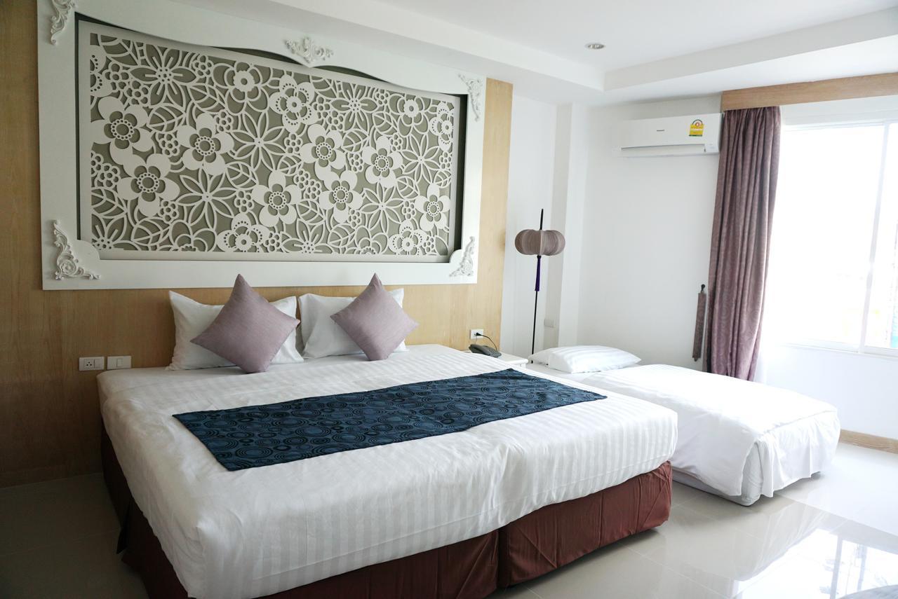 Triple Three Patong Hotel Ngoại thất bức ảnh