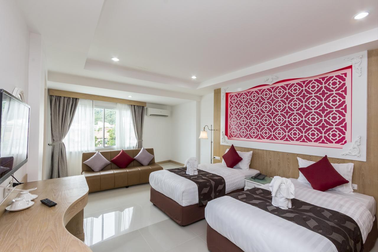 Triple Three Patong Hotel Ngoại thất bức ảnh